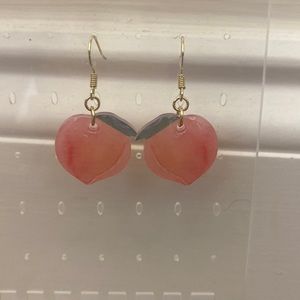 peach earrings